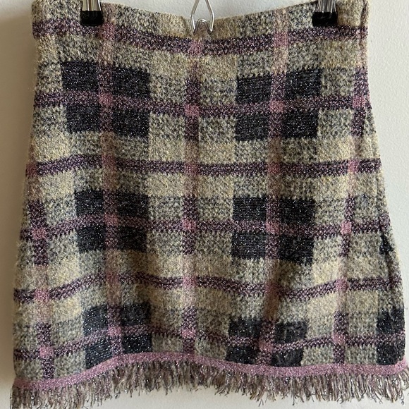 ZARA Tweed Plaid Skirt with Jewel Buttons - Size S (US 4, EUR S, MEX 26) - Picture 4 of 6